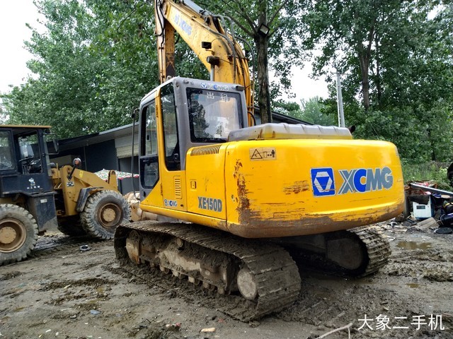 徐工 XE150D 挖掘机