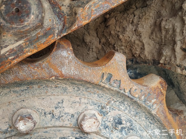 龙工 LG6060D 挖掘机