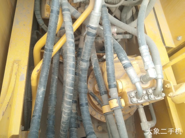 小松 PC200LC-8M0 挖掘机