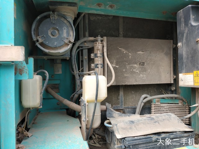 神钢 SK130-8 挖掘机