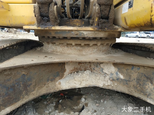 小松 PC220-8 挖掘机