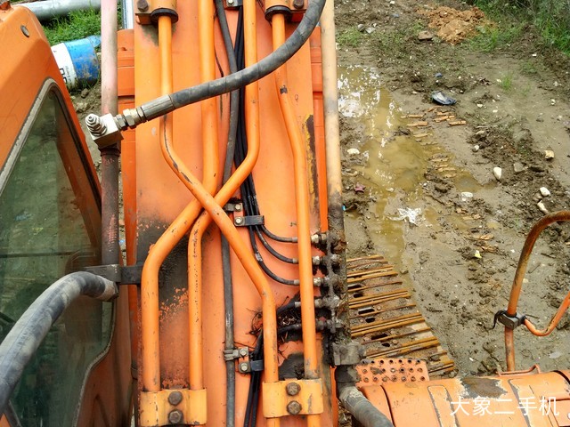 斗山 DH220LC-7 挖掘机