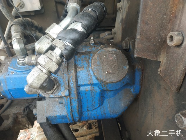 现代 R60-9 挖掘机