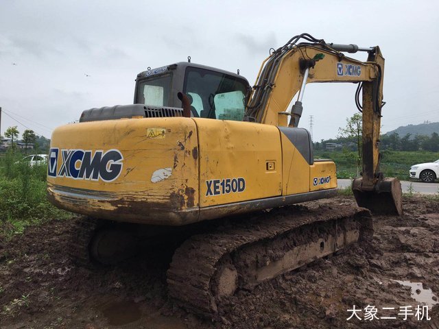 徐工 XE135B 挖掘机