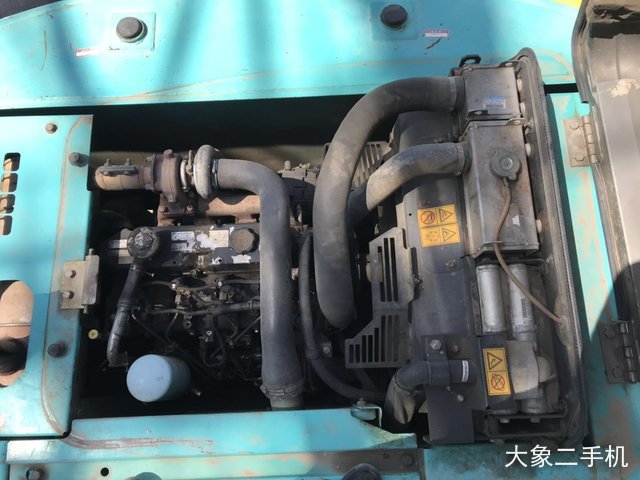 神钢 SK140LC-8 挖掘机