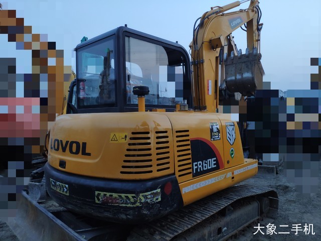 雷沃重工 FR60E 挖掘机
