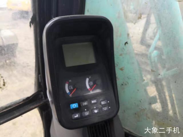 神钢 SK260LC-8 挖掘机