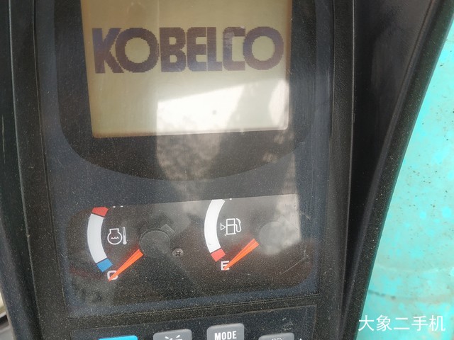 神钢 SK260LC-8 挖掘机