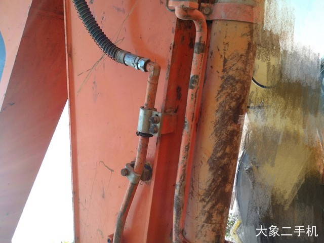 斗山 DX260LC 挖掘机