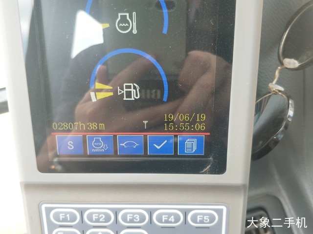 三一重工 SY215C-9 挖掘机