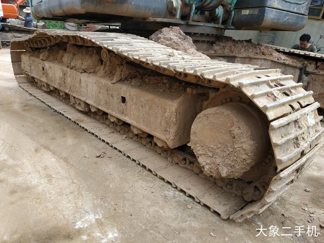 神钢 SK260LC-8 挖掘机