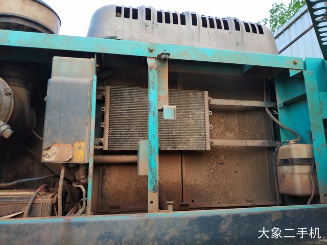 神钢 SK350LC-8 挖掘机