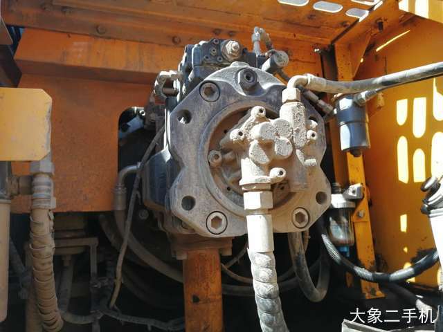 三一重工 SY365C-8 挖掘机