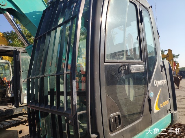 神钢 SK70SR-2 挖掘机