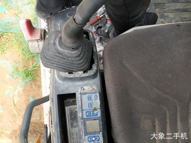 三一重工 SY335C-8 挖掘机