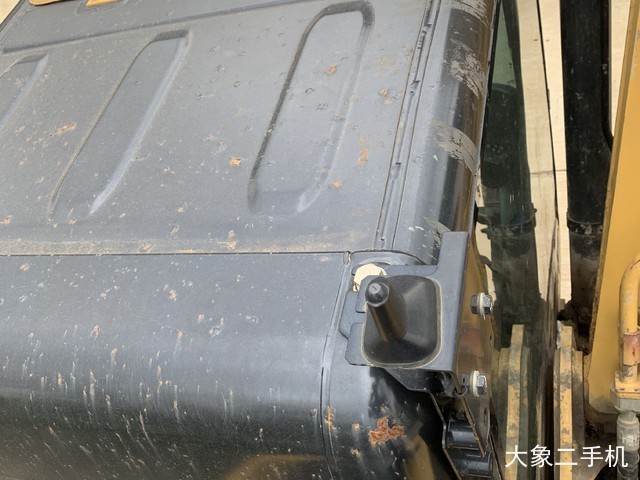 卡特彼勒 323DL 挖掘机