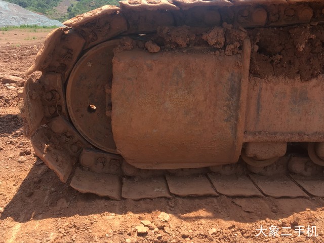 现代 R225LC-7 挖掘机