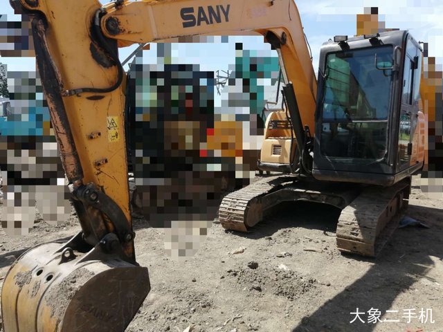 三一重工 SY65C 挖掘机