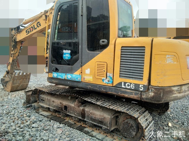 山东临工 LG685 挖掘机