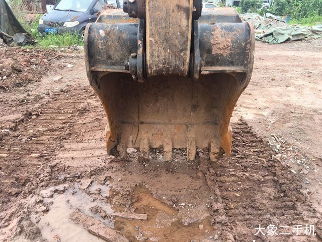 三一重工 SY135C 挖掘机