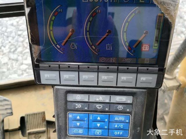 小松 PC60-8 挖掘机