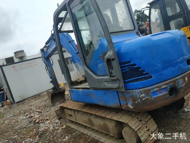 山重建机 JCM906D 挖掘机