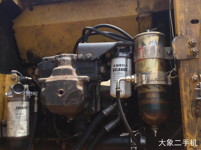 小松 PC240LC-8 挖掘机