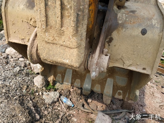 三一重工 SY305C-9 挖掘机