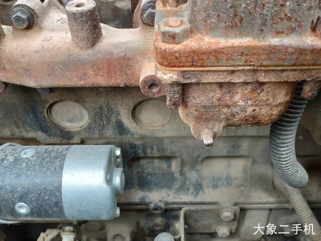 现代 R215-7C 挖掘机