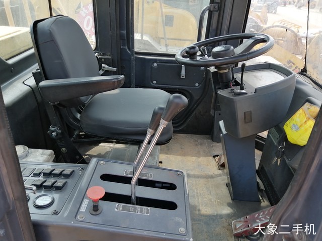 柳工 ZL50CN 装载机