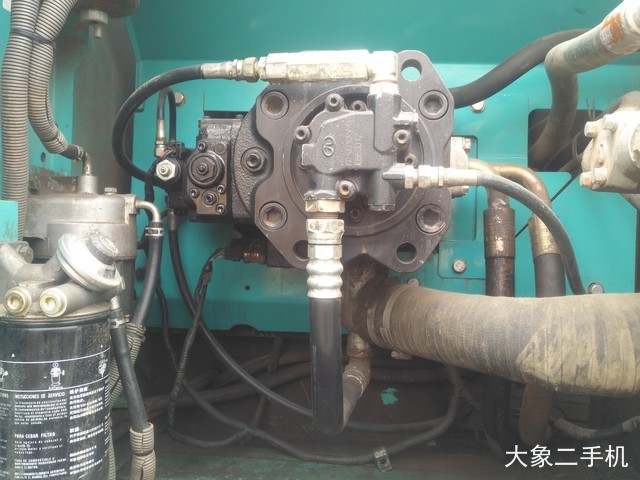 神钢 SK210LC-8 挖掘机