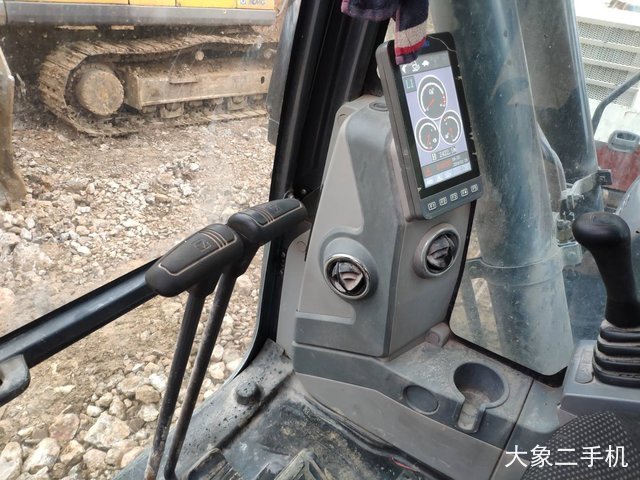 徐工 XE200D 挖掘机