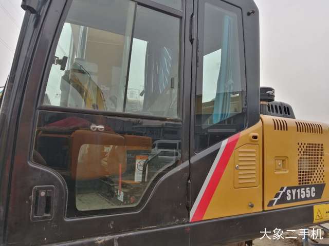 三一重工 SY135C 挖掘机