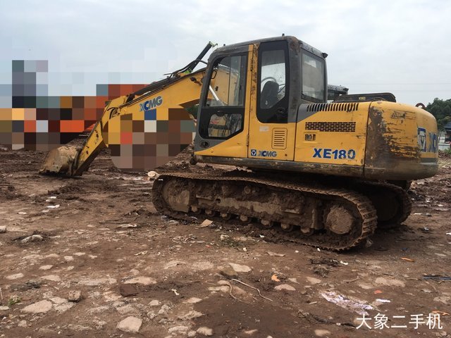 徐工 XE135B 挖掘机
