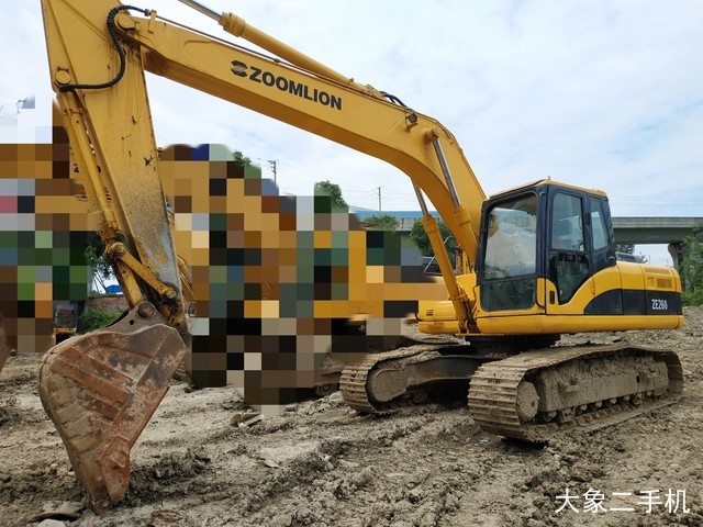中联重科 ZE260E 挖掘机