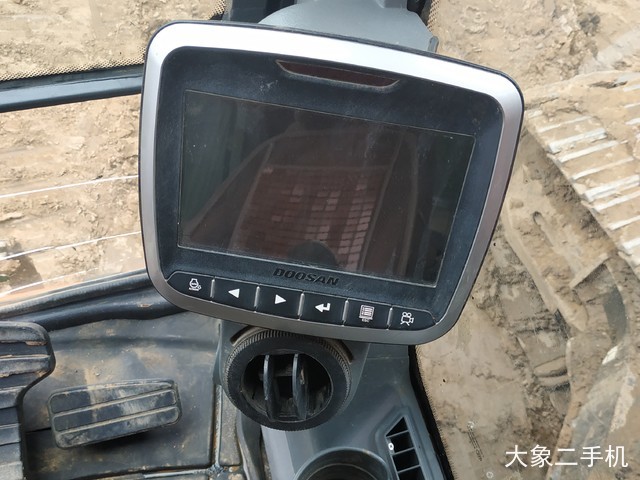 斗山 DX215-9C 挖掘机