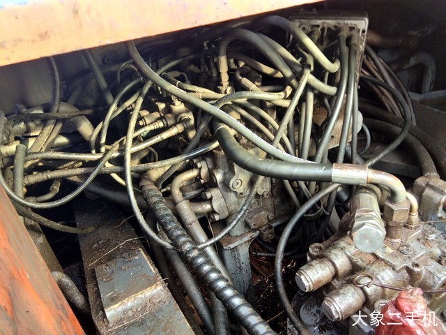 日立 ZX250LC-3 挖掘机