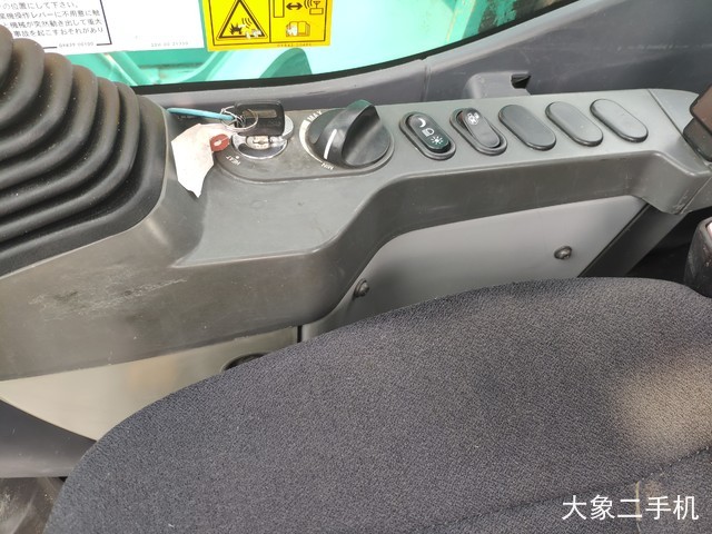 小松 PC200-8N1 挖掘机