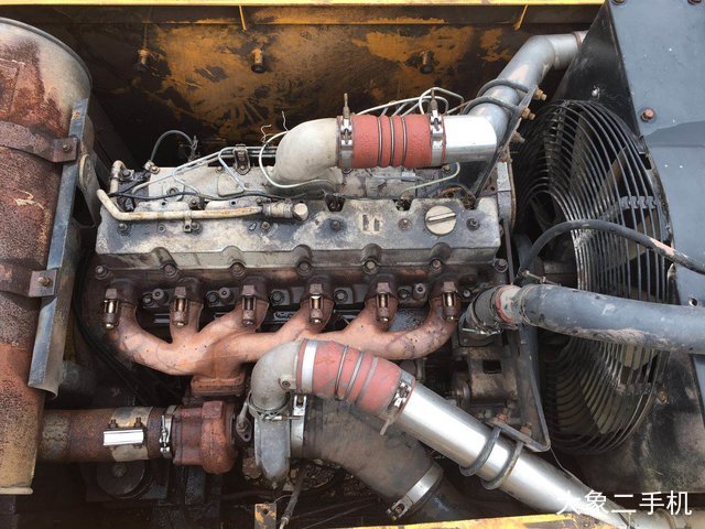 现代 R375LC-7 挖掘机