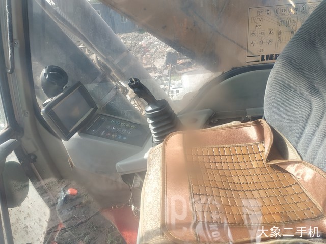 利勃海尔 R944B 挖掘机