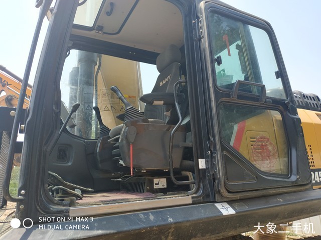 三一重工 SY245H 挖掘机