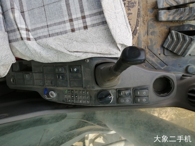 沃尔沃 EC480DL 挖掘机