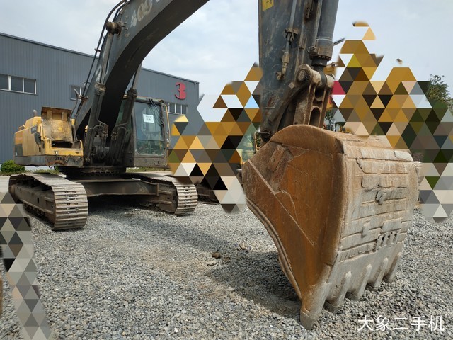 沃尔沃 EC480DL 挖掘机