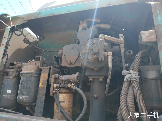 神钢 SK460-8 挖掘机