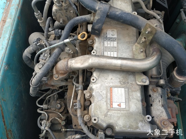 神钢 SK270D-8 挖掘机