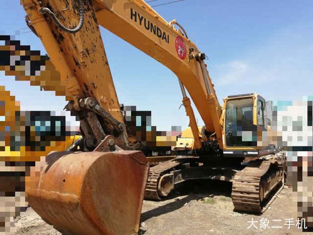 现代 R385LC-9T 挖掘机