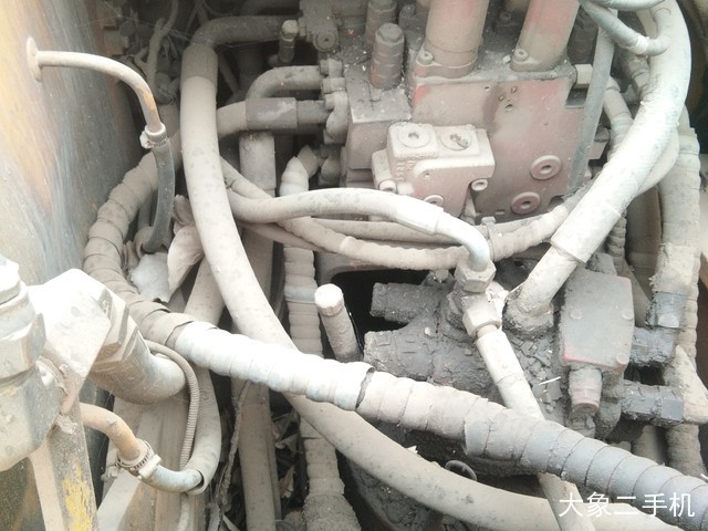 雷沃重工 FR220-7 挖掘机