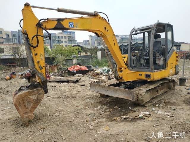 徐工 XE60D 挖掘机