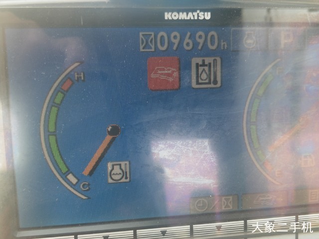 小松 PC240LC-8 挖掘机