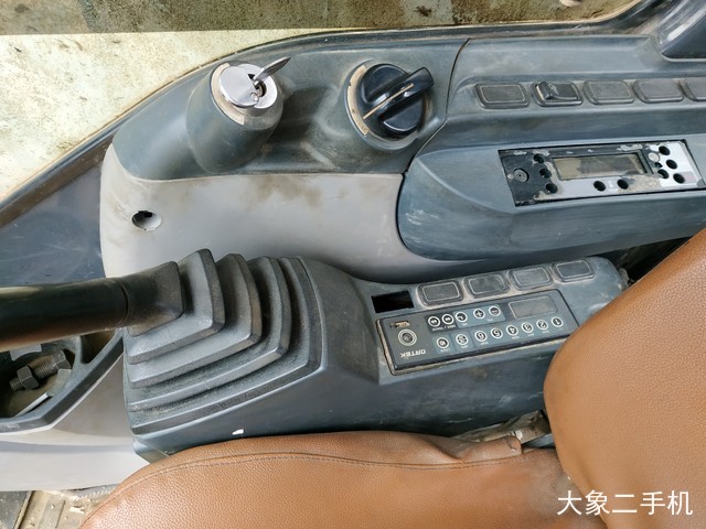神钢 SK350LC-8 挖掘机